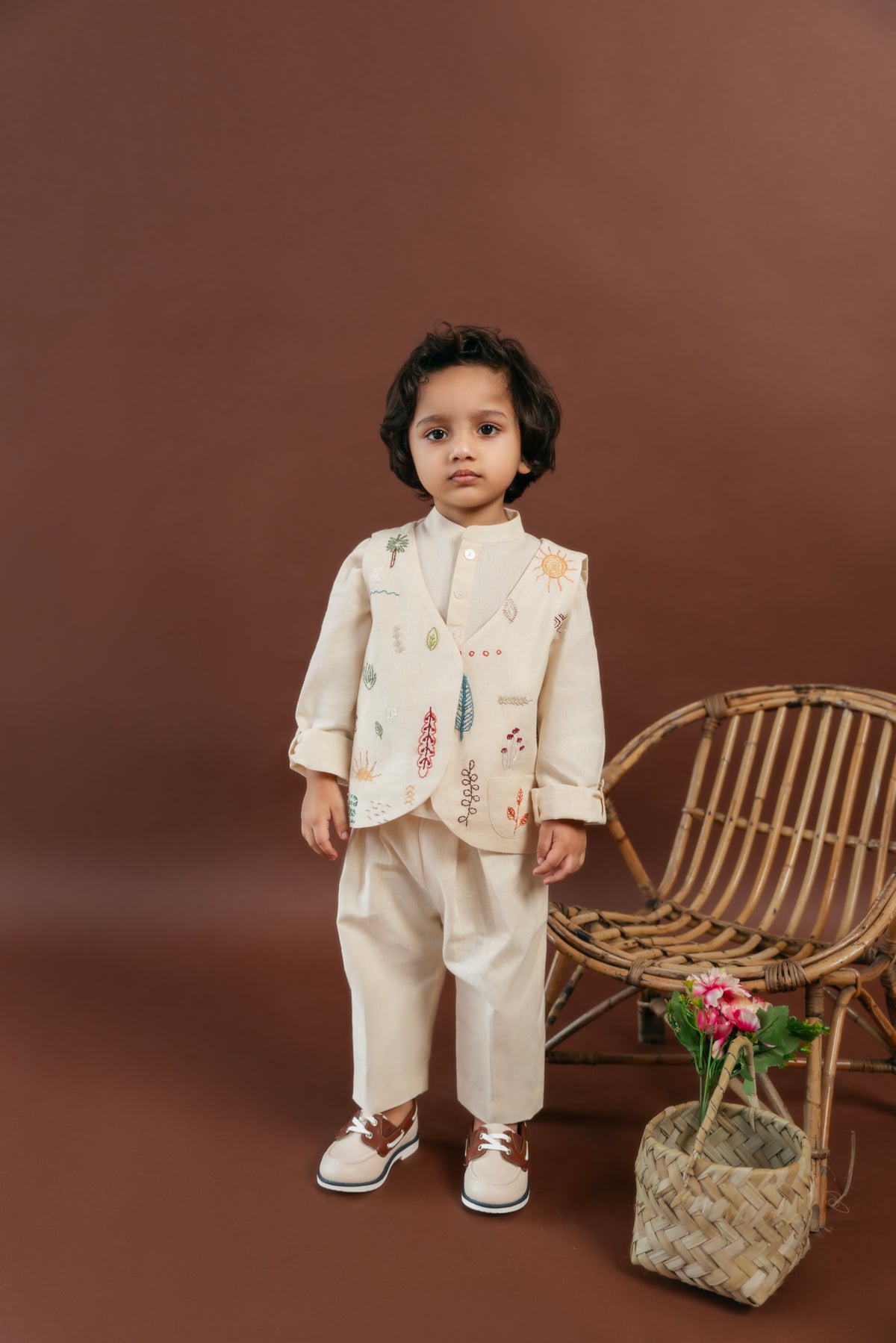 WHITE WAISTCOAT SET LK24-0020